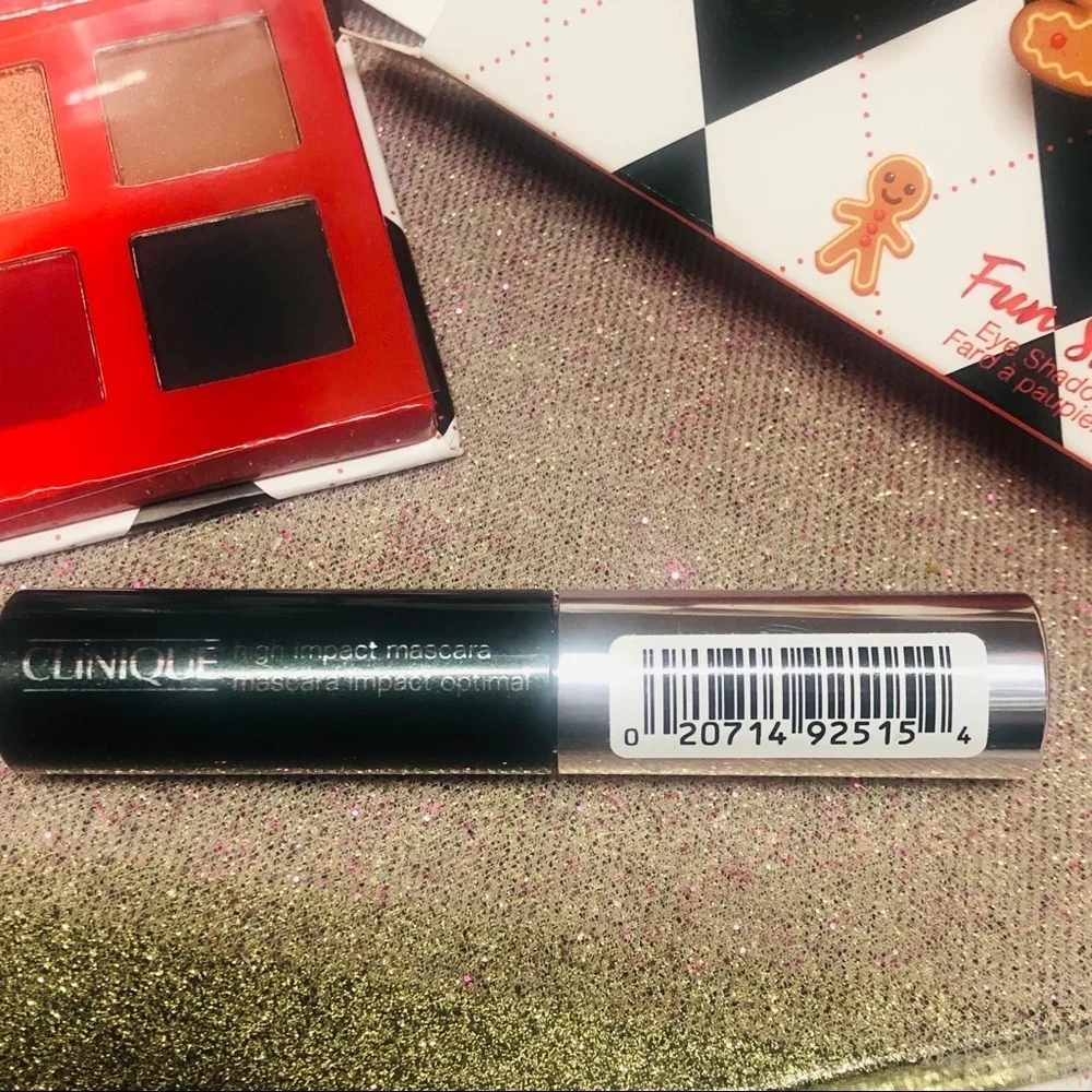 Violet Voss 🎁 violet